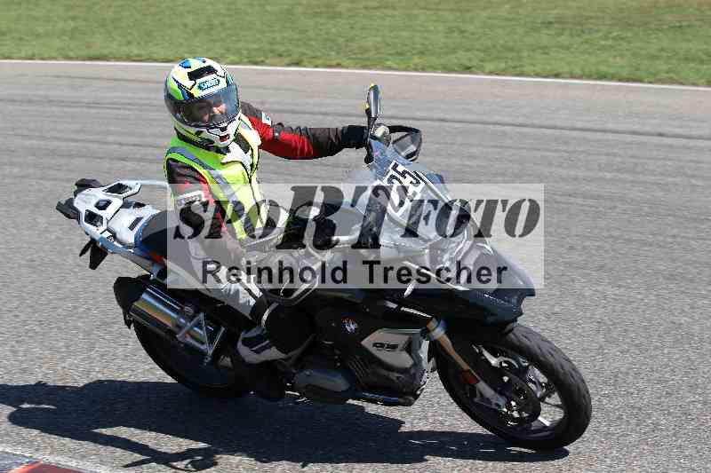 Archiv-2025/43 08.08.2025 Discover the Bike ADR/Bike 1 gruen/225